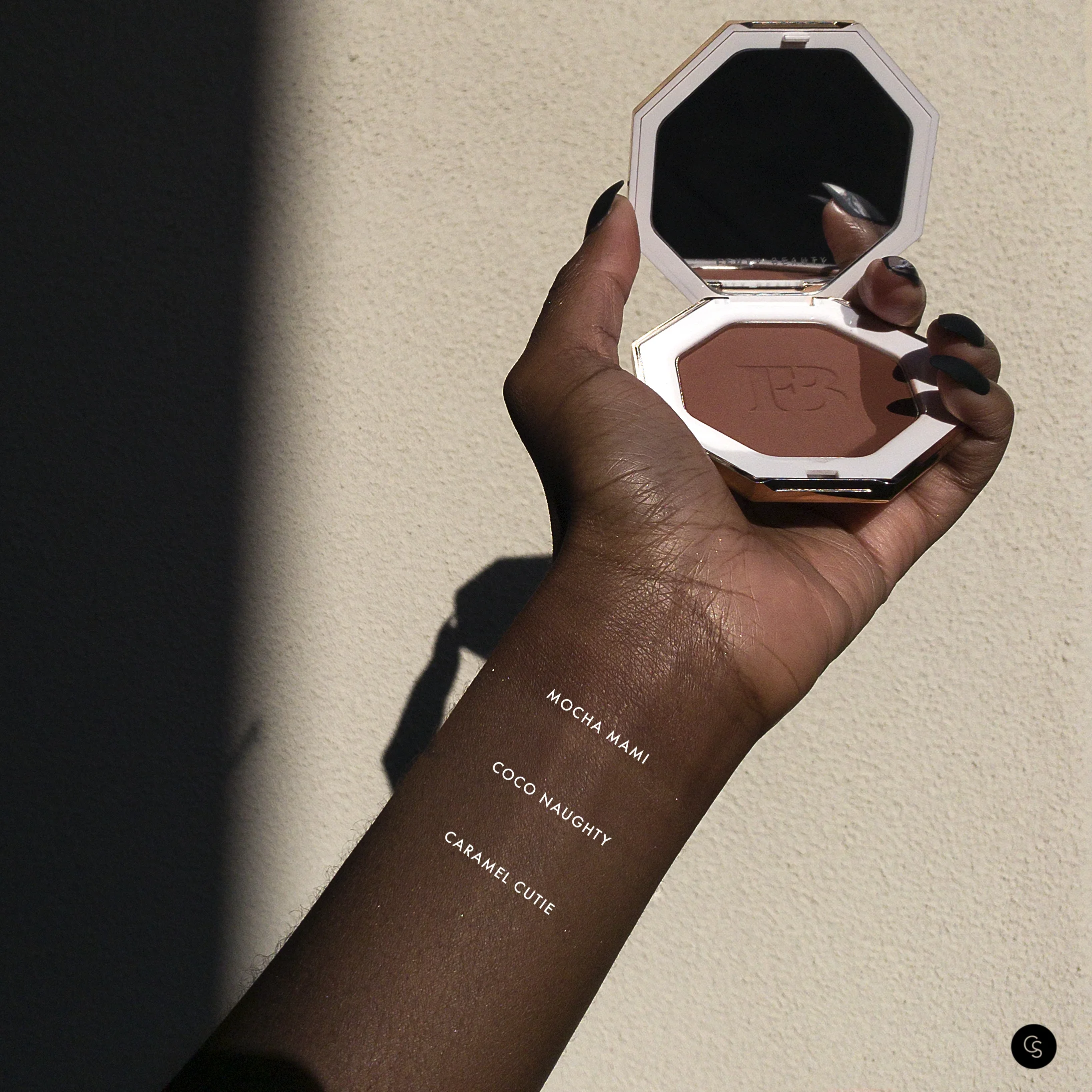 SUN STALK'R Bronzer Collection - Fenty Beauty — Cocoa Swatches